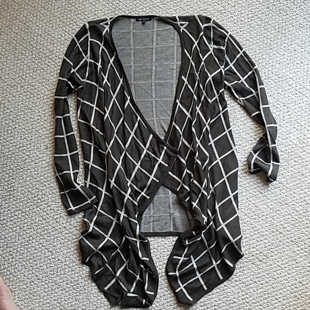 Pink Clover waterfall front windowpane print cardi